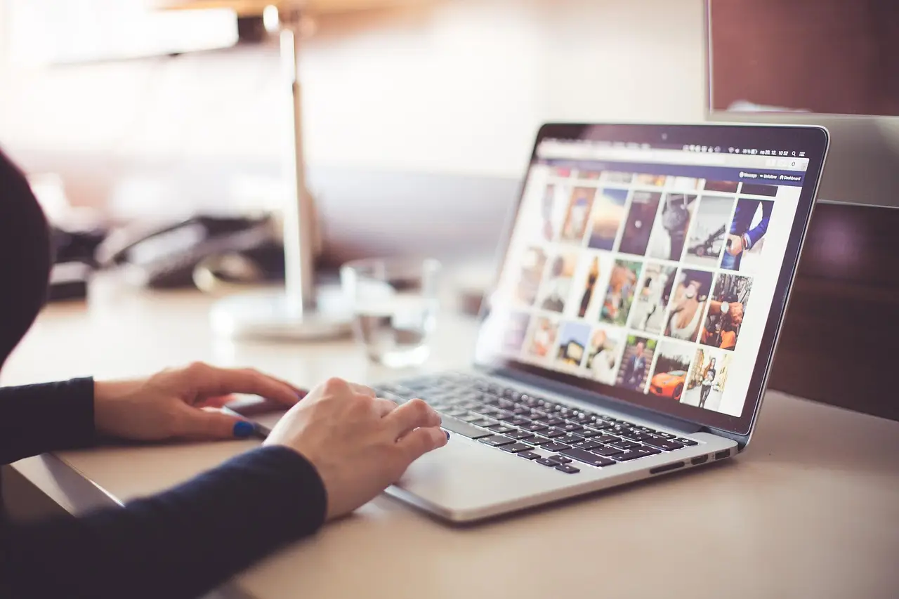 What Personal AI Agents Like Meta Muse And OpenAI Dots Mean For SEO via @sejournal, @slobodanmanic